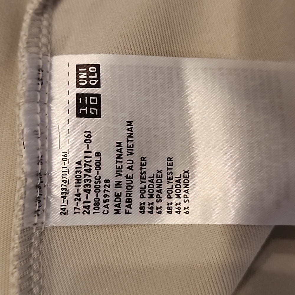 Uniqlo Matching Set Top and Bottom - Picture 8 of 8
